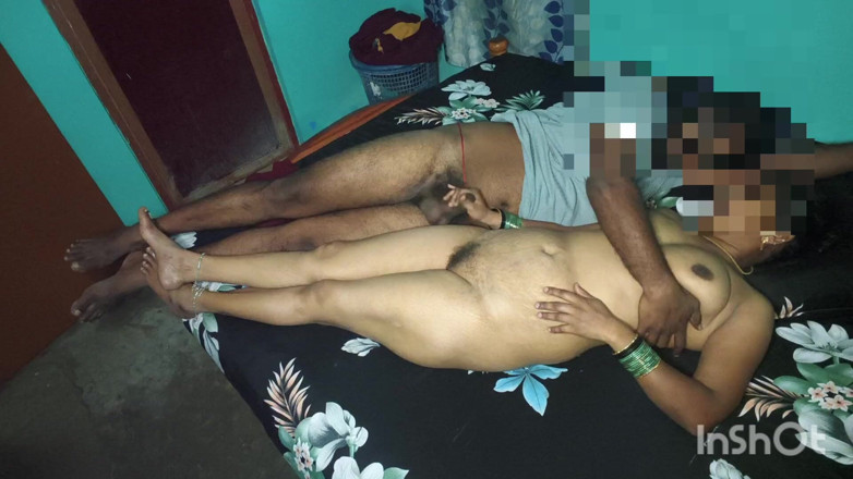 Divya95143: Chica india tamil folla marido