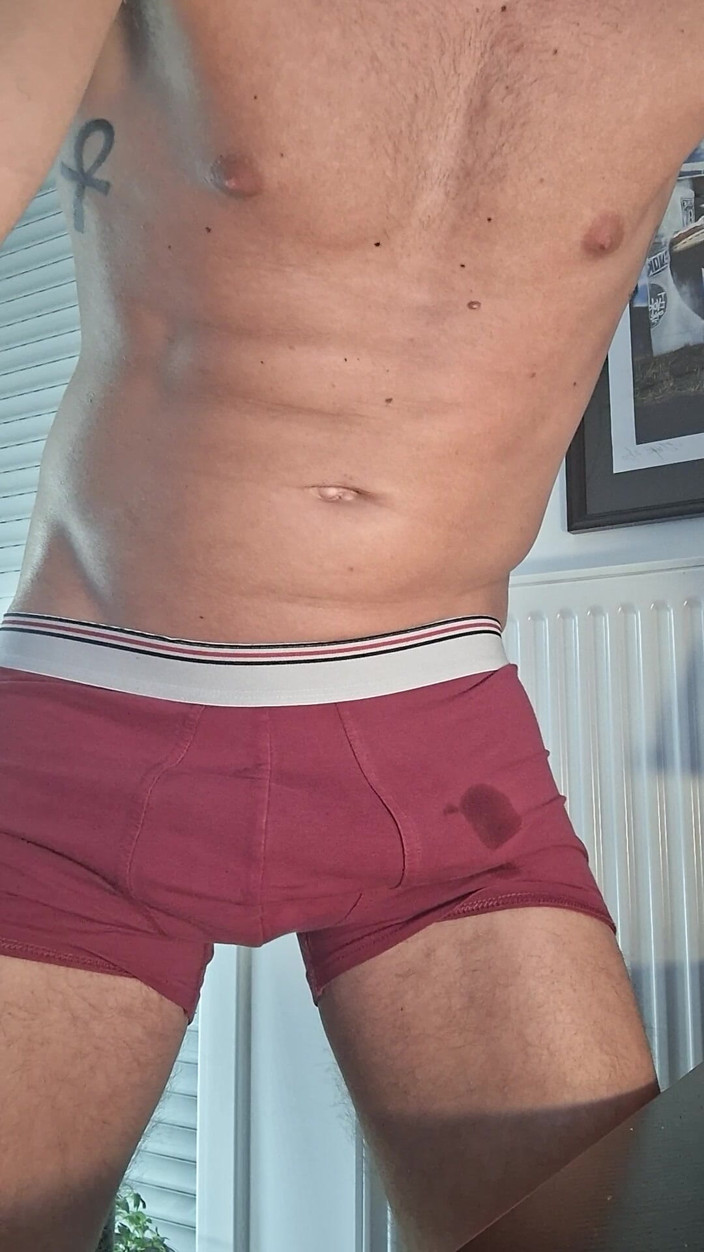 Xfroska: Je Me Branle Dans Mon Boxer, Je Le Tâche Et...