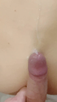 Hot MILF Is Showing Her Mature Hairy Ass and Pussy