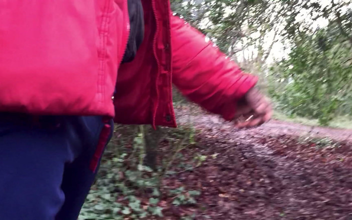 MrMagicDevil: Vì vậy, nó là mùa đông và nó là siêu lạnh...