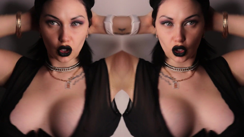 Goddess Misha Goldy: 我的黑色嘴唇引起了你的注意！