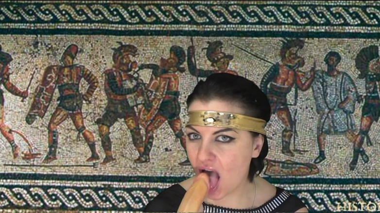 Sexy Milf: Adevărată zeiță romană îți suge pula