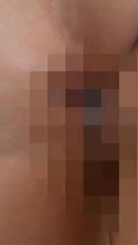 Mijn seksleven met schoonvader werd ontdekt door mijn dokter-collega's - nu ben ik hun persoonlijke spermadump onahole