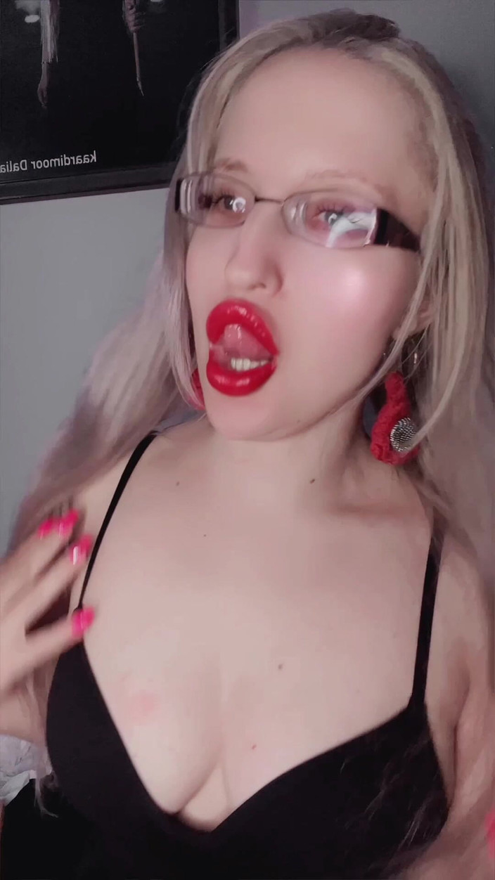 FinDom Goaldigger: Seins rouges, grosses lèvres, bimbo, coaching masturbatoire