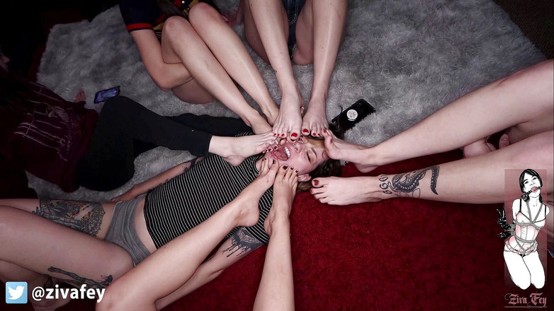 Ziva Fey: Ziva fey - ziva E 5 amici mostra il feticismo del piede...