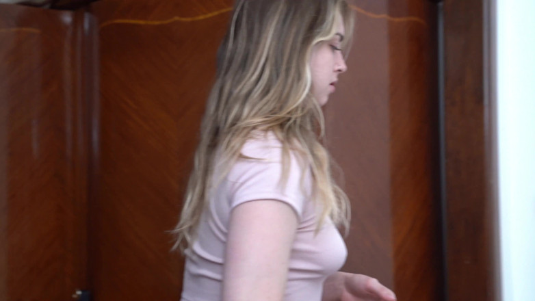 Keila Bassi: Ich Reibe Mich Wild an Meinem Freund (custom Video)