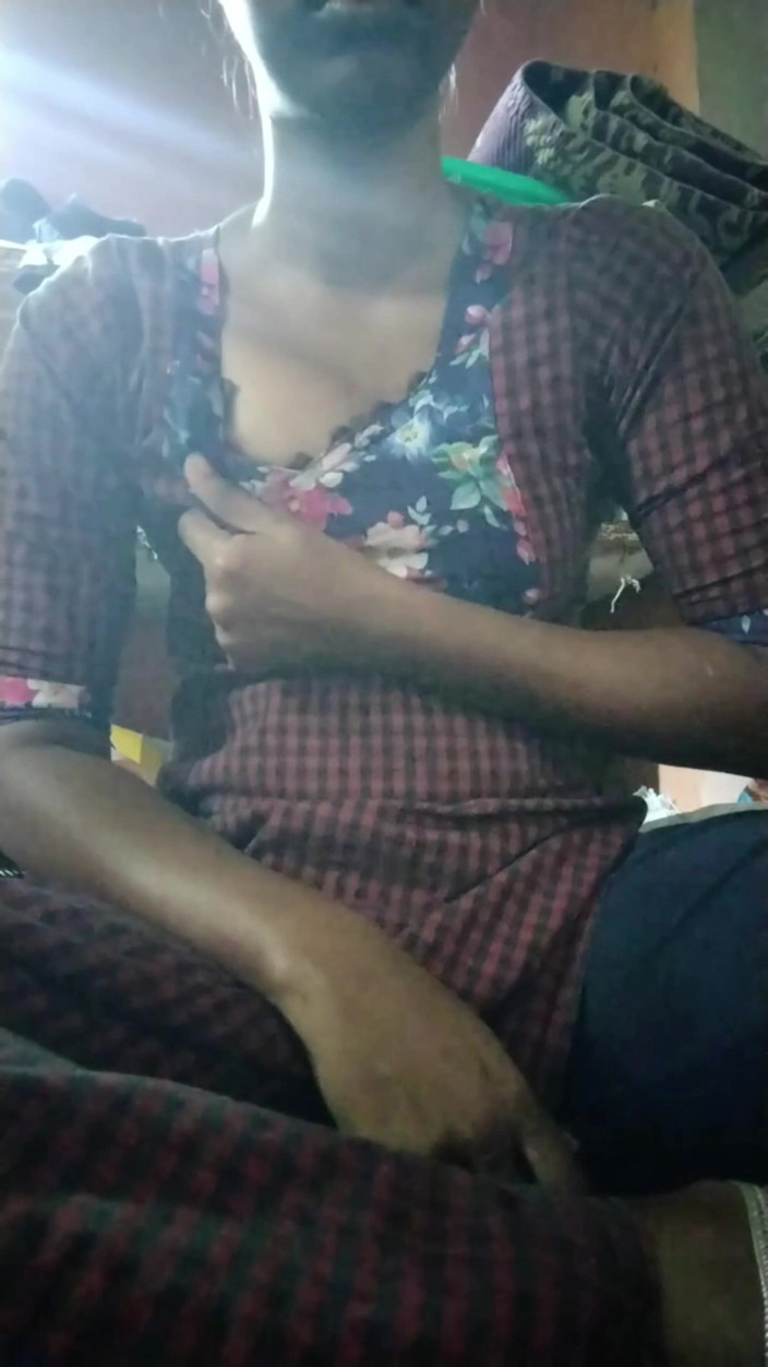 thick_mallu: Indian Big Ass Kerala Teen Girl with Curvy Ass