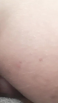 Perverzní trans mrdka děvka několikrát vystříká její vlastní zadek - kompilace análního creampie
