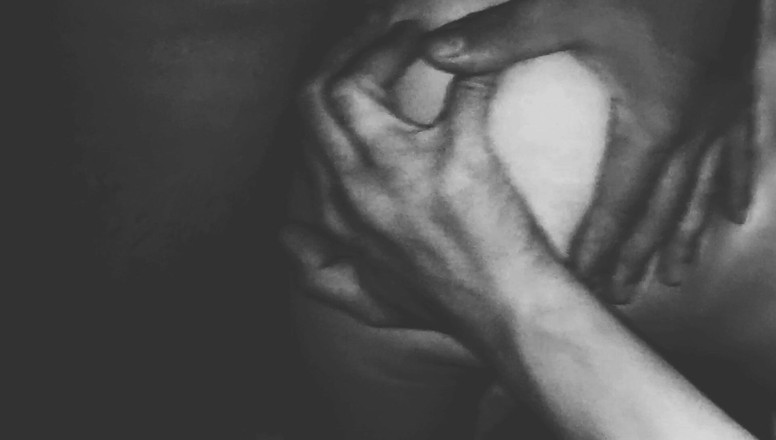 Hotlia: Bianco e nero porno anale