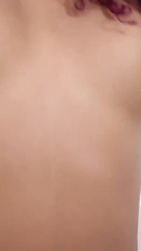 Schwarzes und junges mädchen machen ihren ersten porno