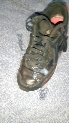 Sneaker-fick und sperma auf meinem alten air max
