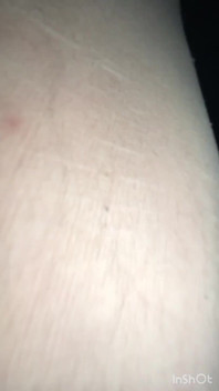 Můj soused si obléká punčochy, které jeho žena použila v manželství, abych ho mohl ošukat a přimět ho cítit se ponížen