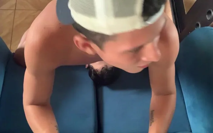 The-hook305: I Eat Young Guy's Ass and He Fucks My Mouth...
