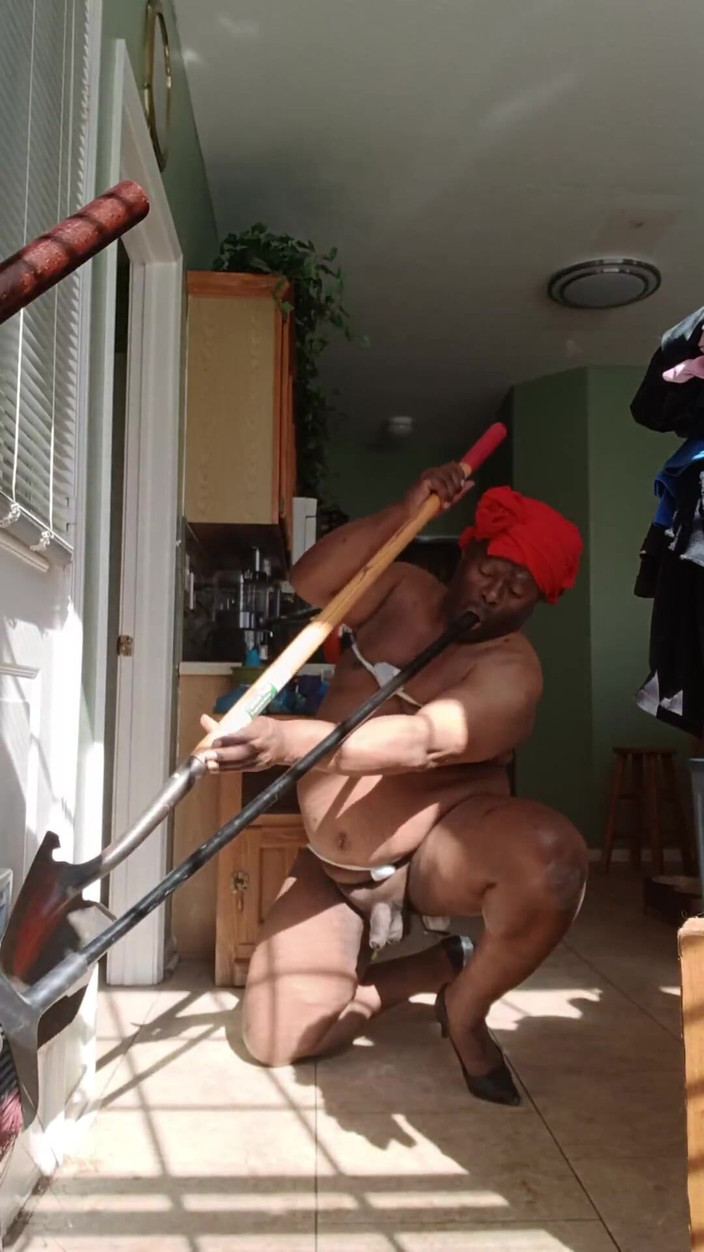 DURABLE PAPYRUS93: Lasă-mă să fac dragoste 2 pula ta