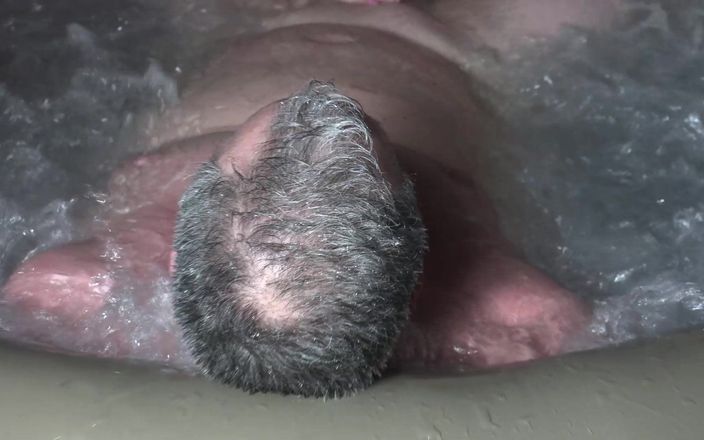 Matty facial: Hot tub fffm plezier