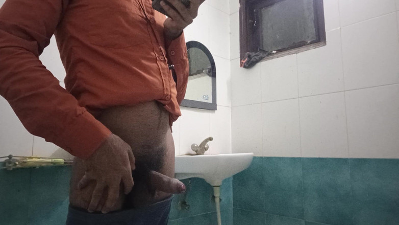 Brijesh 270: Vandaag laat ik Munni zien, iedereen staat en kijkt toe.