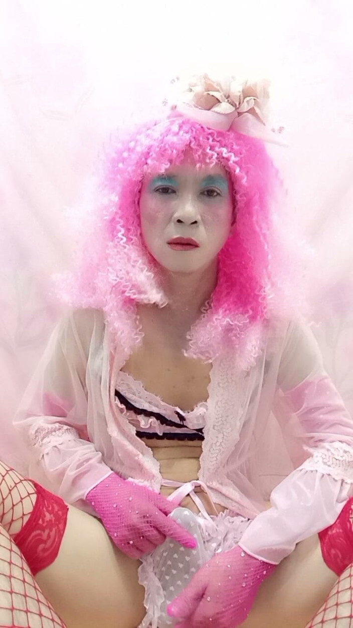 nguyen dang thien tri: Oanh Le Shemale Wearing Sexy Porn Selfie