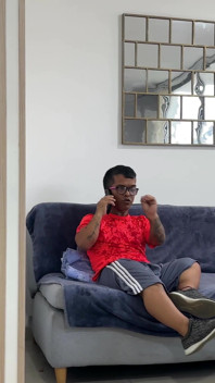 Chị kế giàu có và mông to của tôi lắng nghe tôi trong khi tôi nói chuyện với bạn tôi theo cuộc gọi, cô ấy trở nên sừng sỏ và cuối cùng tôi đã đặt con cặc của mình vào đường đi của cô ấy.