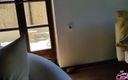 Goddess Lena: Fatto in casa: sega dominante e sega con i piedi...