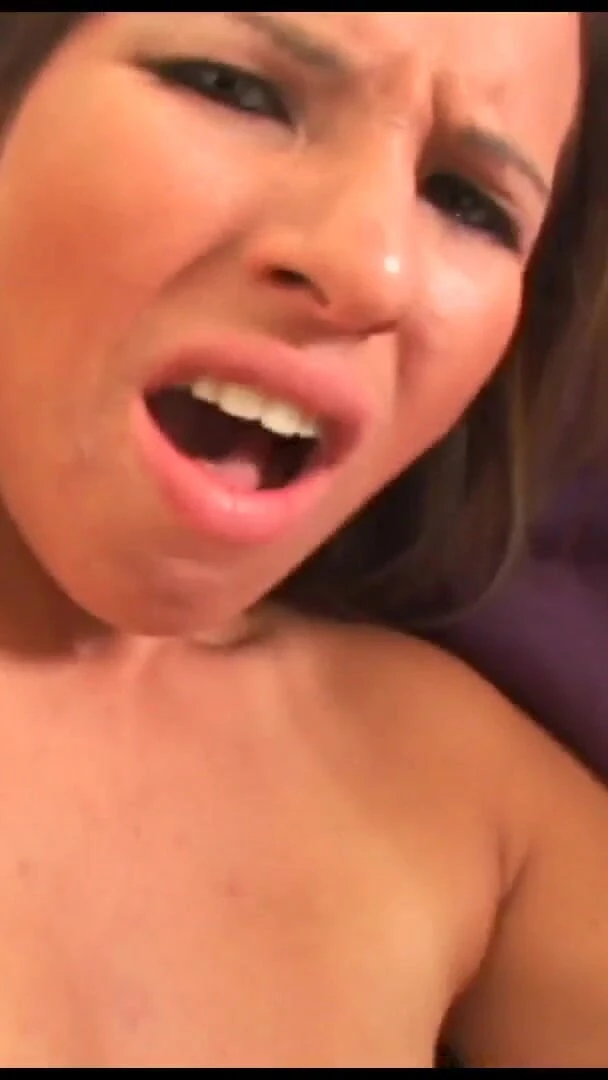 Only for my Friends: Samantha rose si cewek nakal 18 tahun bertato lagi asik dientot...