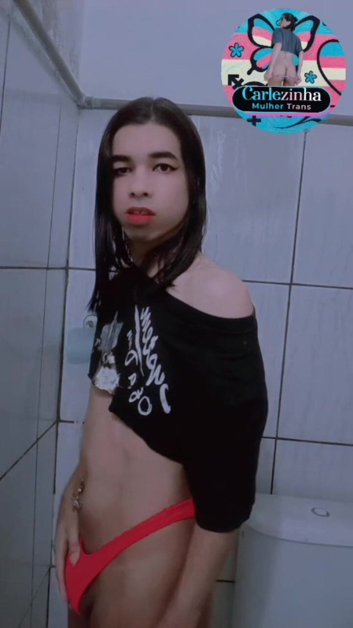 Srta. Carla: Carlezinha - Pelacur cantik dalam seluar dalam yang diselipkan ke dalam...