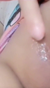 Latina Touches Her Juicy Pussy
