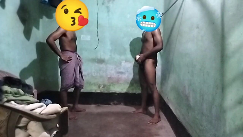Desi Tits: Narozeniny dát nevlastnímu synovi sexuální panenku skutečné potěšení hračka gay...