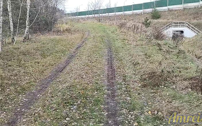 Amreis: La caminata terminó con una exploración de un edificio abandonado...