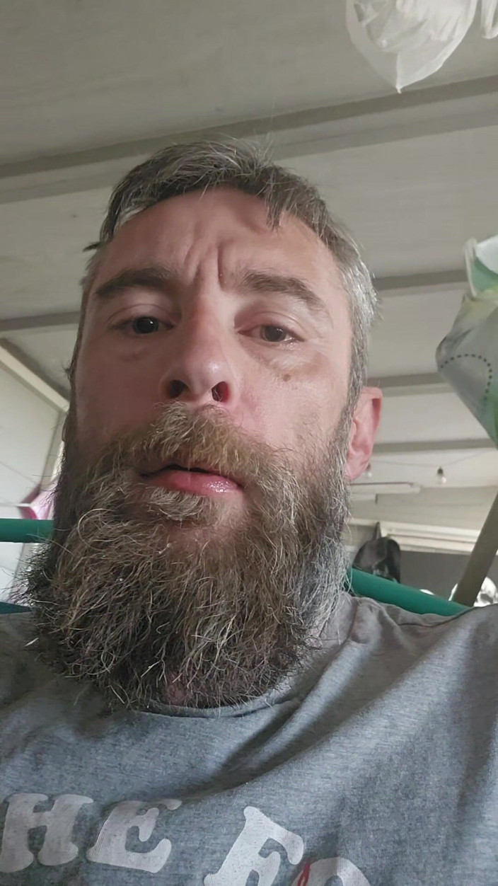 Smoking stoker: Kouření fetiš masturbace v alotmentu