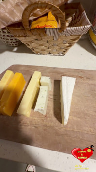 Une Nouvelle Tenue, Une Course D’épicerie... Puis Quelque Chose De Sexy À La Maison