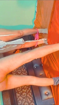 穿着精液妻子站着的微胖牛仔裤被干