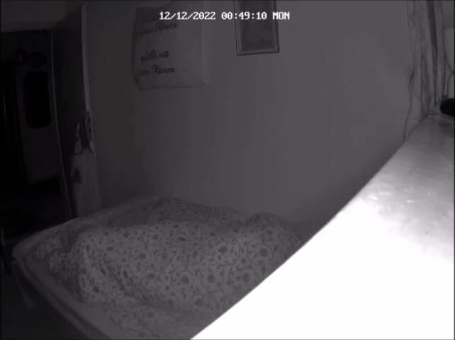 Heisseoma: Nonna della telecamera È arrivato sul pavimento