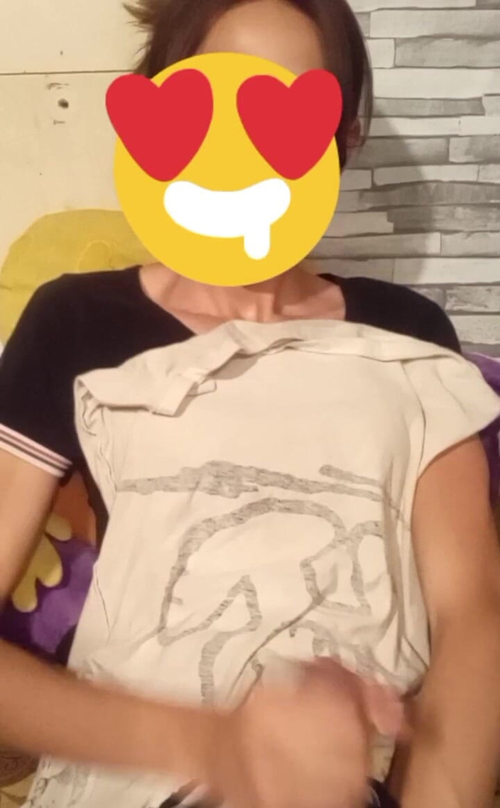 LaUltrisima: Můj obličej pokrytý emoji