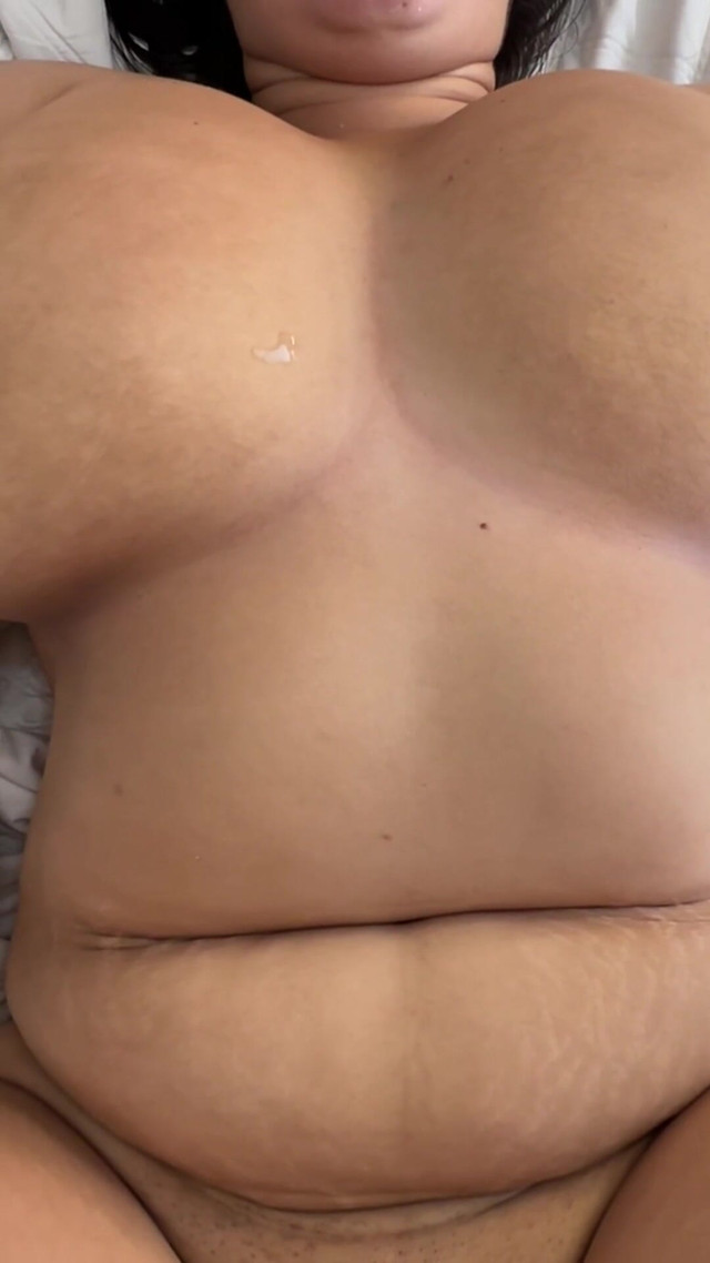 Huge Natural Breast to Play with (Life with Pussy) Huge Natural Breast to Play with (Life with Pussy)