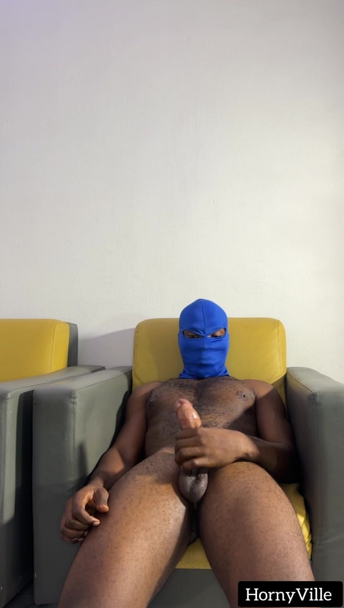 HornyVille G: Heterosexual tio acariciando su bbc