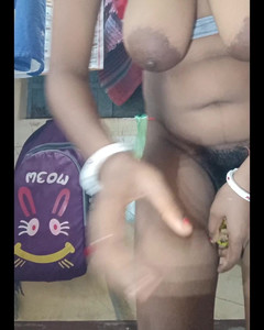 Puja saha: Dildo si užívá část 10