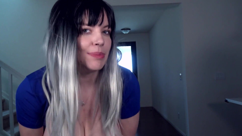 Lovely Lilith: Regreso a barbero tetona
