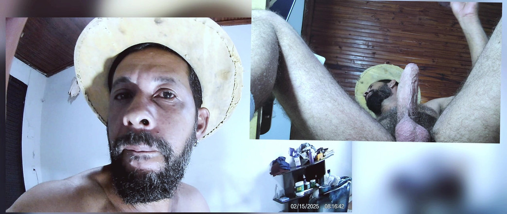 Stink HairyMale: Fetish - stivali, calze, piede, fumo, biancheria intima.