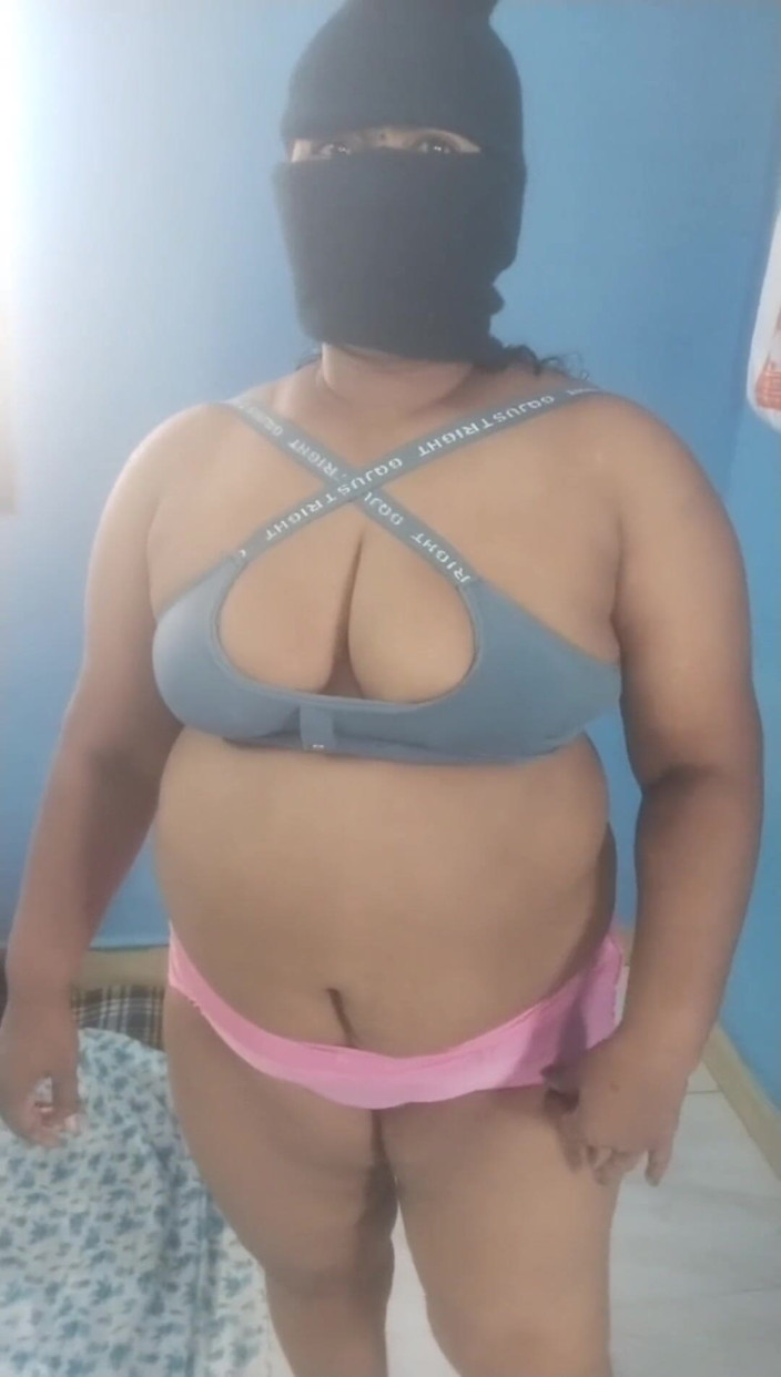 Tamil lesbian: 타밀 아타이 아줌마 법에서 형제와 핫한 섹스