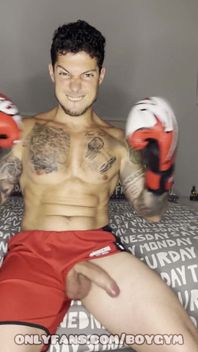 Gay Boxing with a Big Cock!!