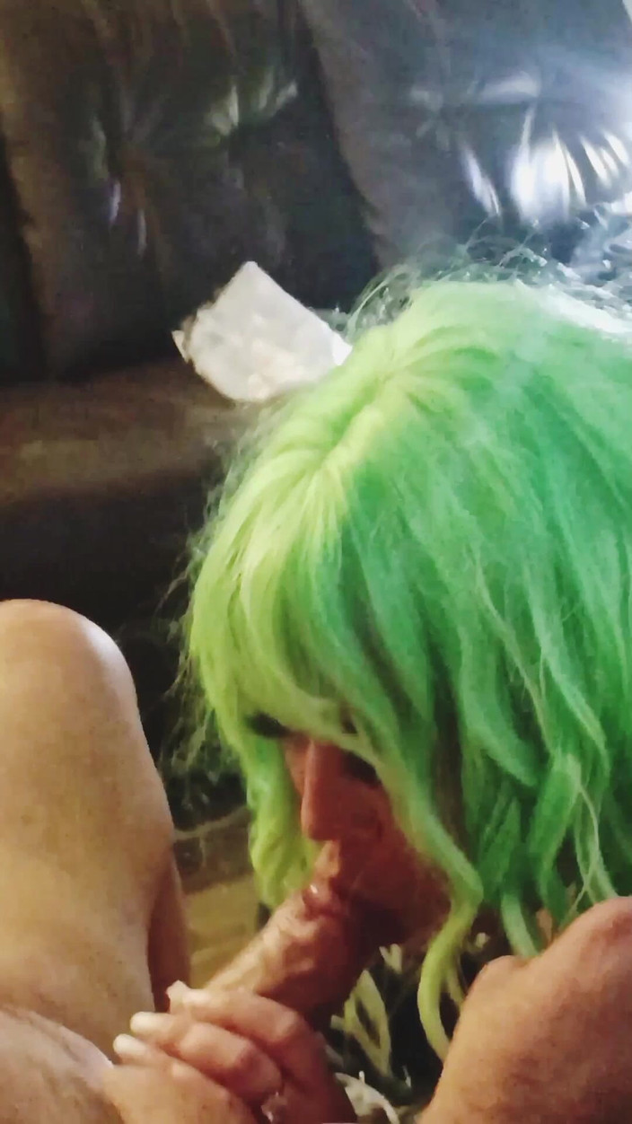 Rey One Luv: Seprai dan pantat daisy telanjang #1