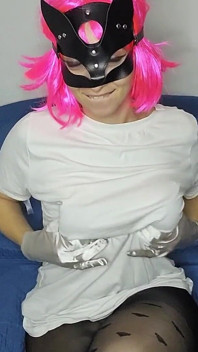Meine Großen Natürlichen Titten Warten Auf Deinen Blick, Während Ich Maskiert Masturbiere