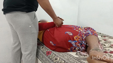 Veni: Sorellastra tamil guardando porno fratellastro beccato e cazzo duro lei...