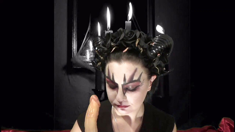 Sexy Milf: Succubus vysává vaše sperma JOI kouření