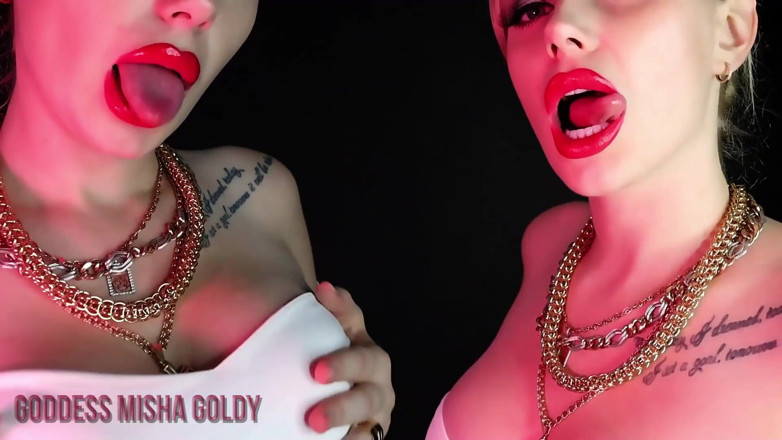 Goddess Misha Goldy: 내 입술은 너의 영혼에 그들의 빨간 흔적을 영원히 남겨줄 것이다!