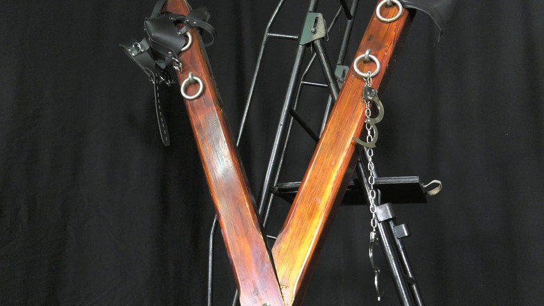 Just for boys: Schwule BDSm-orgie 5669