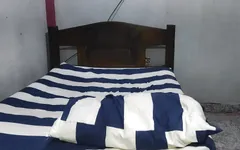 像每天一样给我的继妹按摩，但今天我们能够操我们一个人在家