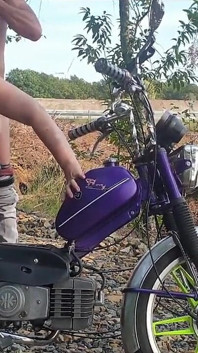 Thổi kèn và đụ trong rừng