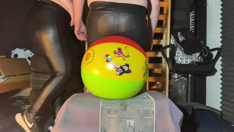 BeachBallsDuo: Balón de playa barato vs caro? ¡26 bolas de playa probadas...