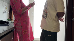 Hornycouple149: Tante Chudai De stieftante met een grote kont werd woest...